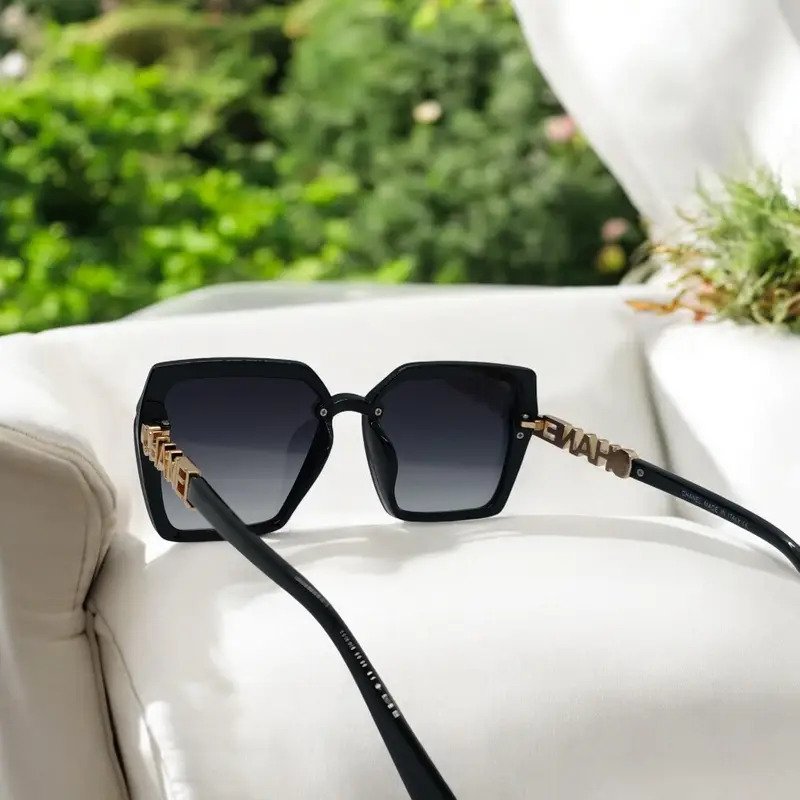 Lunettes de Soleil CHANEL BLACK Réf 5603